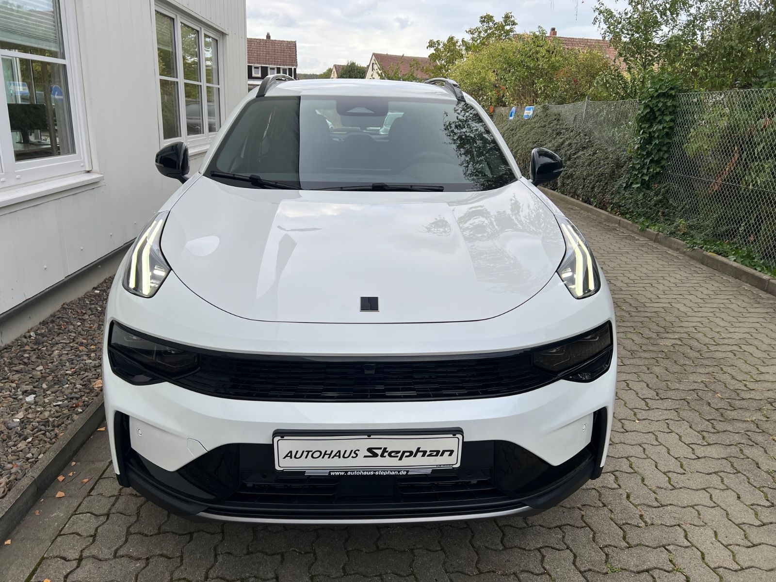 Lynk & Co 01