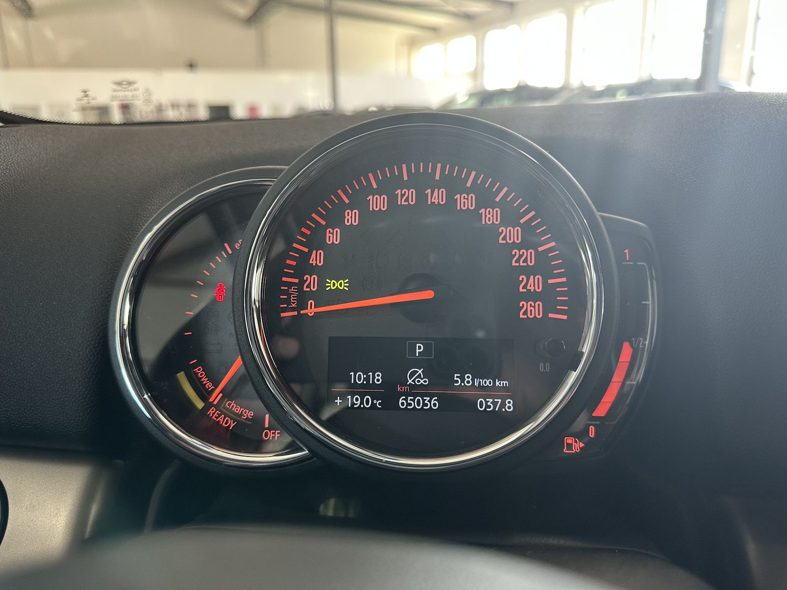 Fahrzeugabbildung MINI Cooper S Countryman S E ALL4/NAV/KAM/LED/Keyless