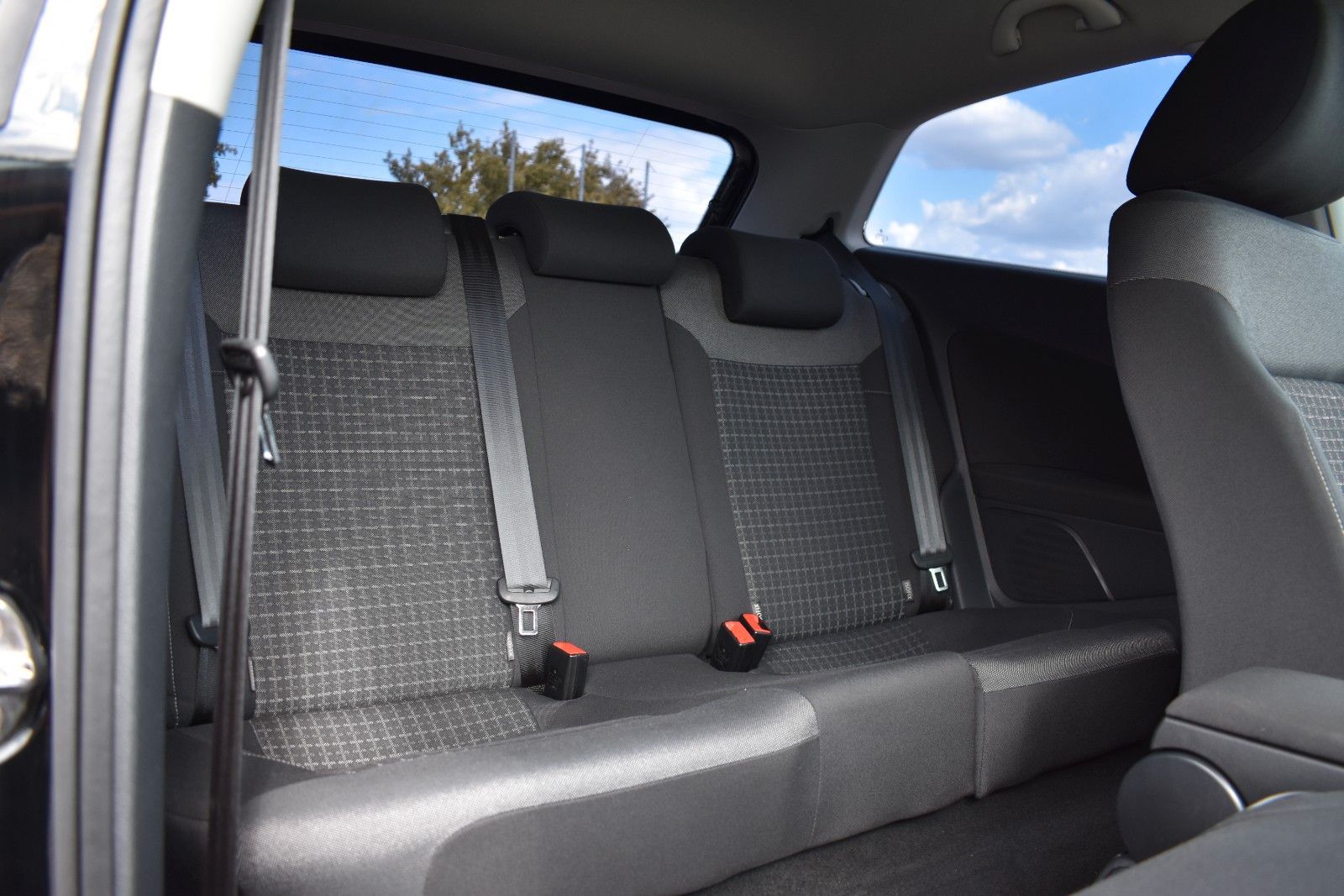 Fahrzeugabbildung Volkswagen Polo V Comfortline/KLIMA/PDC/SITZHEIZUNG/