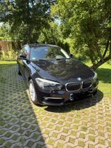 BMW 118i -