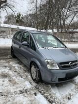 Opel Meriva 1.6 - Opel Meriva in Magdeburg
