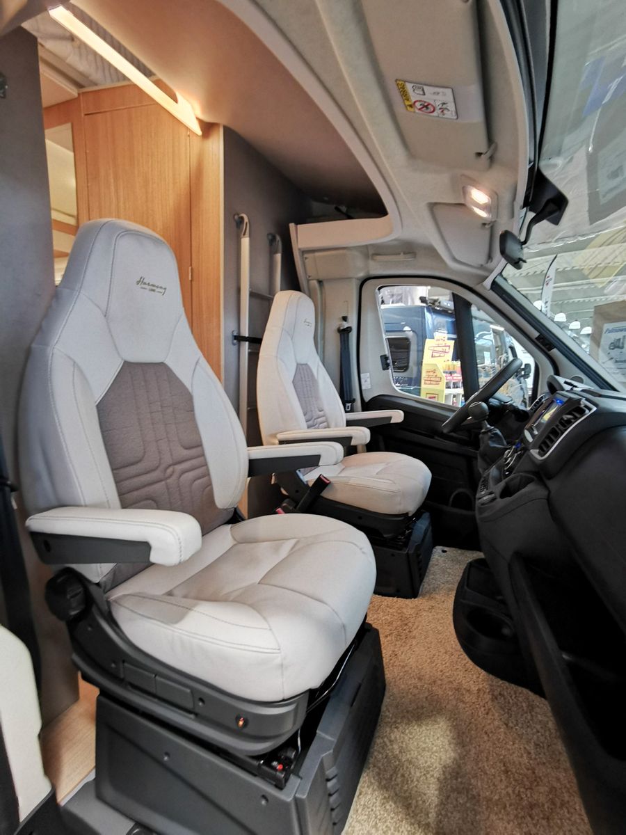 Fahrzeugabbildung Bürstner Lyseo Gallery TD 649 G SPAREN SIE € 51.519!