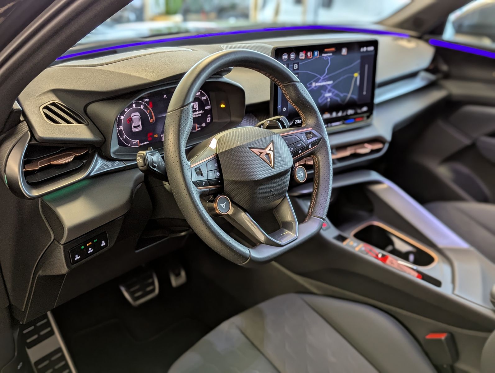 CUPRA Terramar 1.5 eTSI Sennheiser Edge-Paket HUD 19" - Image 20