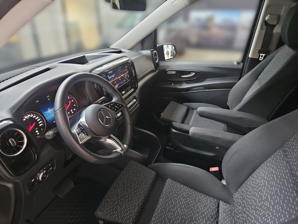 Fahrzeugabbildung Mercedes-Benz Vito 116 Tourer PRO lang 8 Sitze Flügeltüre STHZ