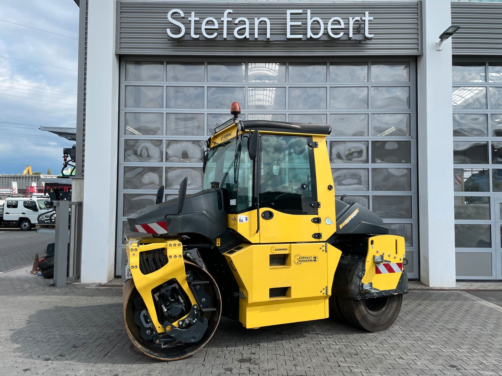 Fahrzeugabbildung BOMAG BW 154 ACP-4i AM / nur 1.459h / Asphalt Manager