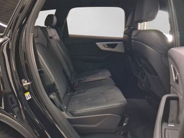 Audi Q7 - 6