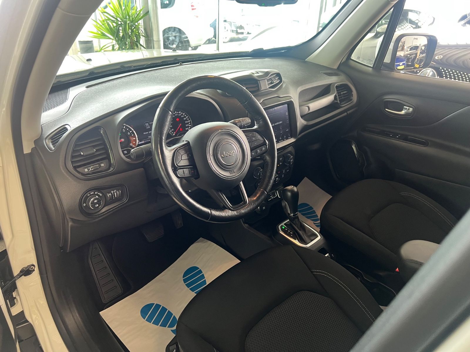 Fahrzeugabbildung Jeep Renegade Limited 4WD * AUTOMATIK *KAMERA*