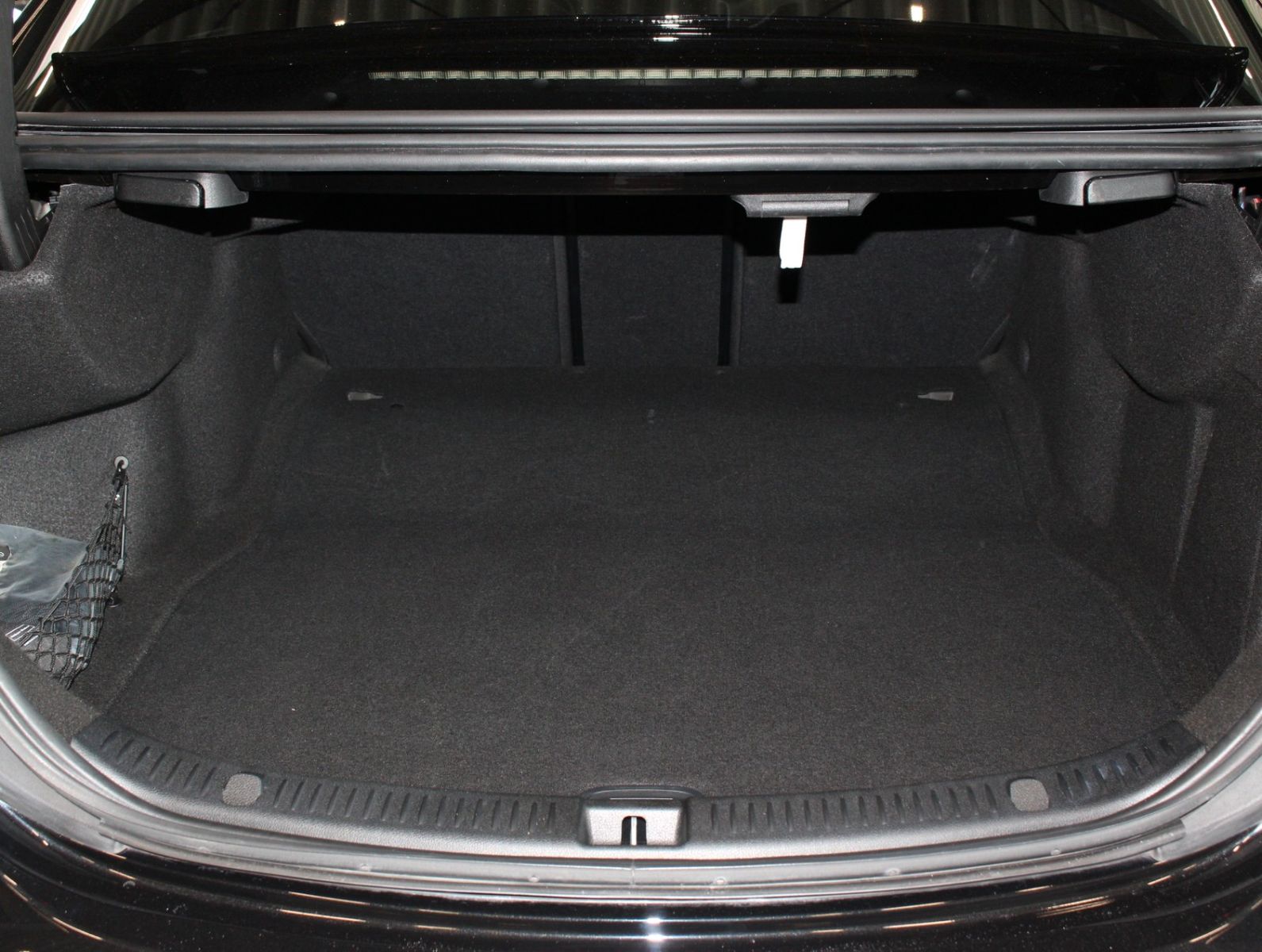 Fahrzeugabbildung Mercedes-Benz E 220 d Sportstyle Edition AMG Line*Widescreen