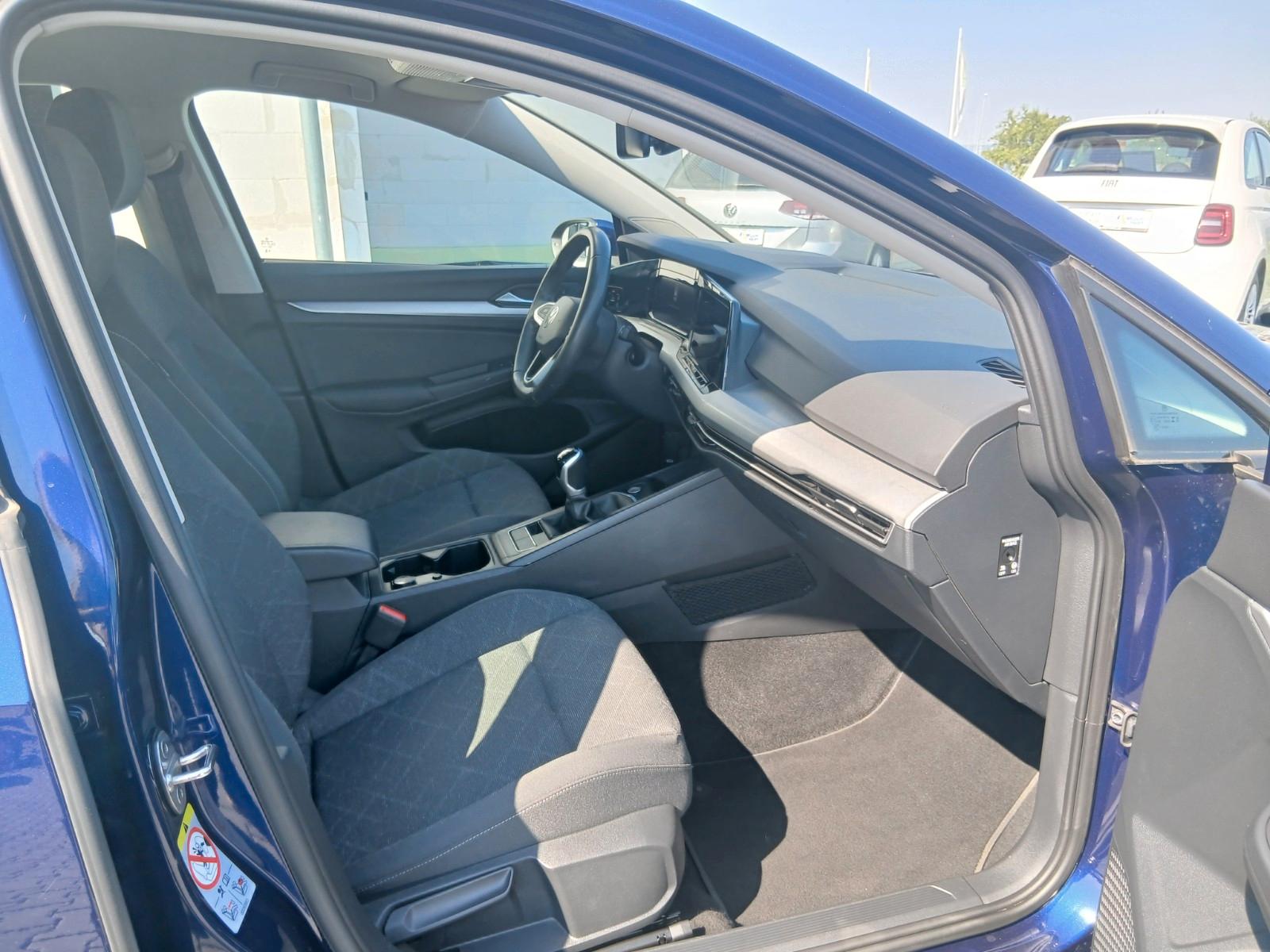 Volkswagen Golf VIII Variant Life vom Kfz Meisterbetrieb, миниатюра 13