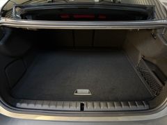 Fahrzeugabbildung BMW 218i Gran Coupé -- Lenkrad heizb/Glasdach/Kamera