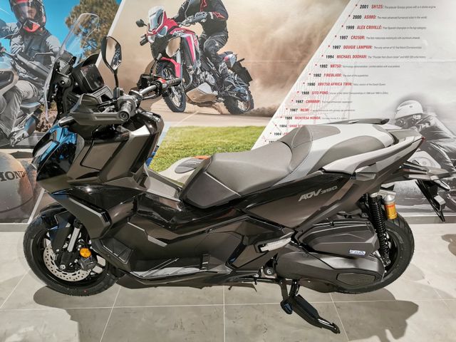 Honda ADV 350 2025 neues Display