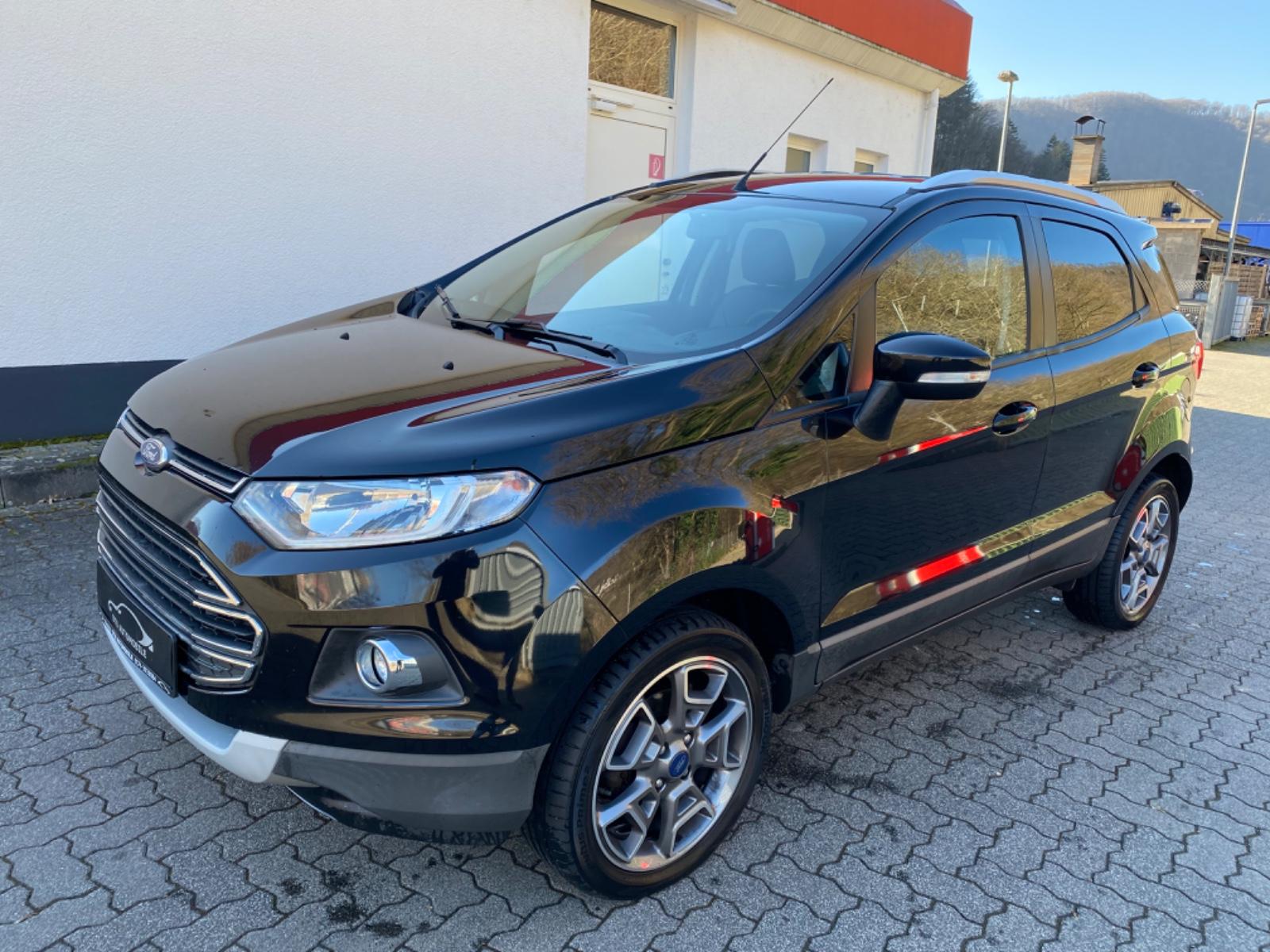 Ford EcoSport Titanium mit LED Tagfahrlicht