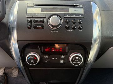 Suzuki SX4 Style 4x4+Klimaauto+SHZ+Temp+ZV+LM+