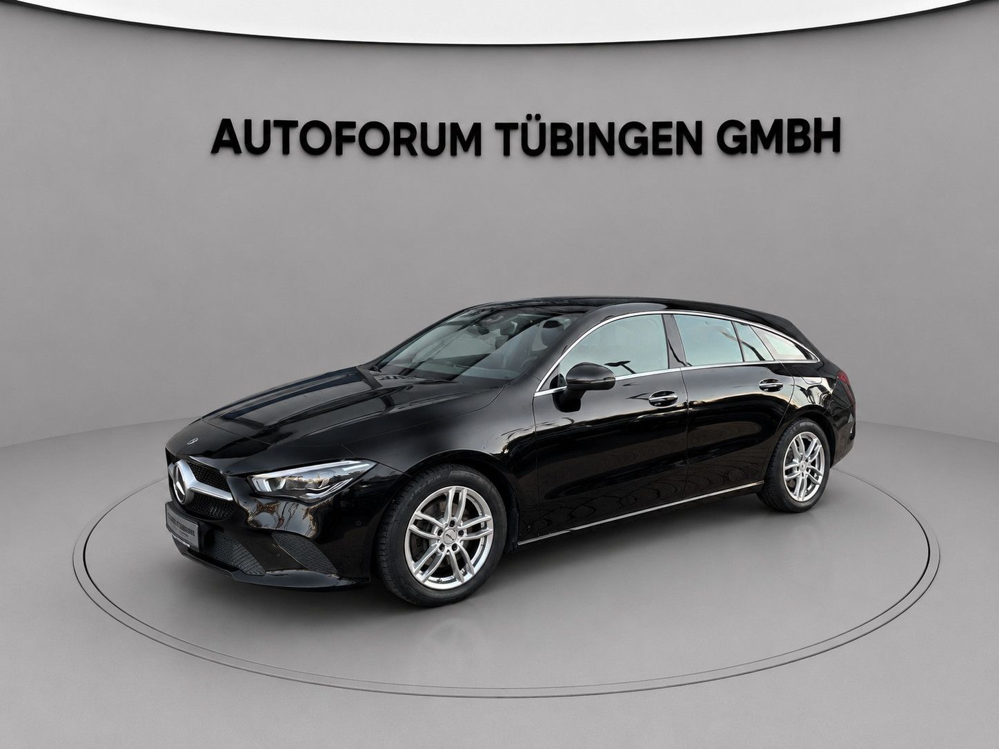 MERCEDES-BENZ CLA 200 SB *KAMERA*AMBILIGHT*PANO*KEYLESS*LED