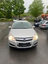 Opel Astra 1.6 Ecotec Sport 85kW Sport - Opel Astra aus 2007: Sport