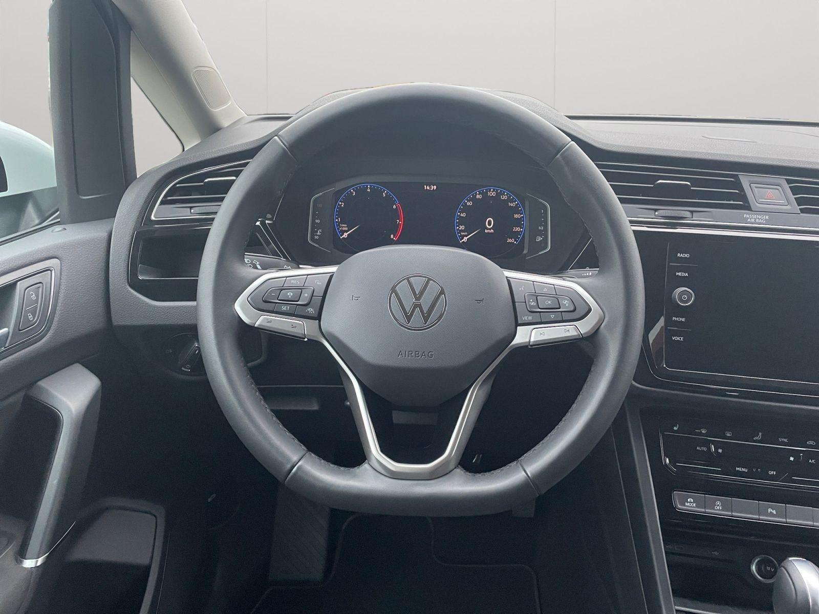 Volkswagen Touran - Bild 12