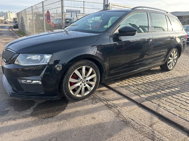 Skoda Octavia Combi RS4x4 Automatik 127TKM UNTEN LESEN