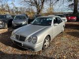 Mercedes-Benz E 240 AVANTGARDE - gebrauchte Mercedes-Benz E 240 aus dem Jahr 2001