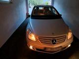 Mercedes-Benz Merzedes Benz B 200 - Mercedes-Benz: Merzedes