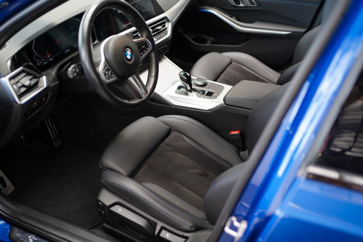 Fahrzeugabbildung BMW 320d xDrive M-Sport +LiCoPro+Parking Assistant+