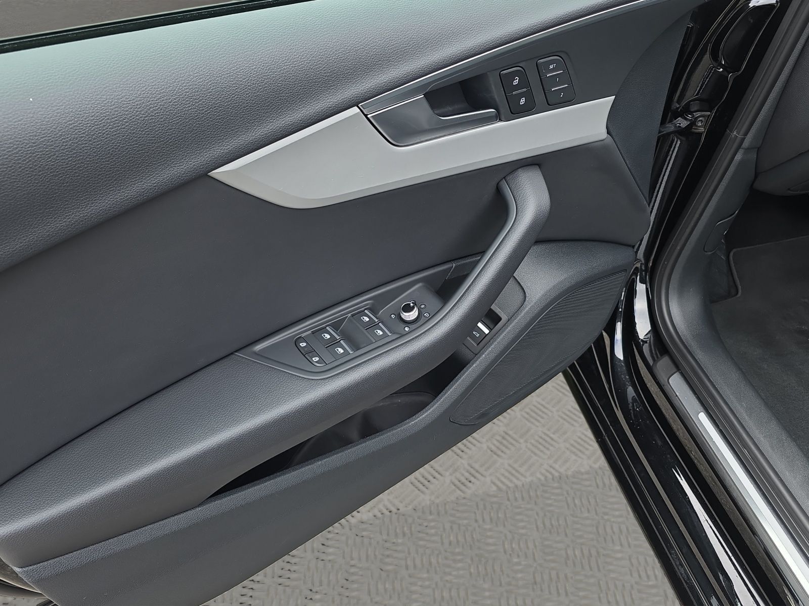 Audi A4 - Bild 13