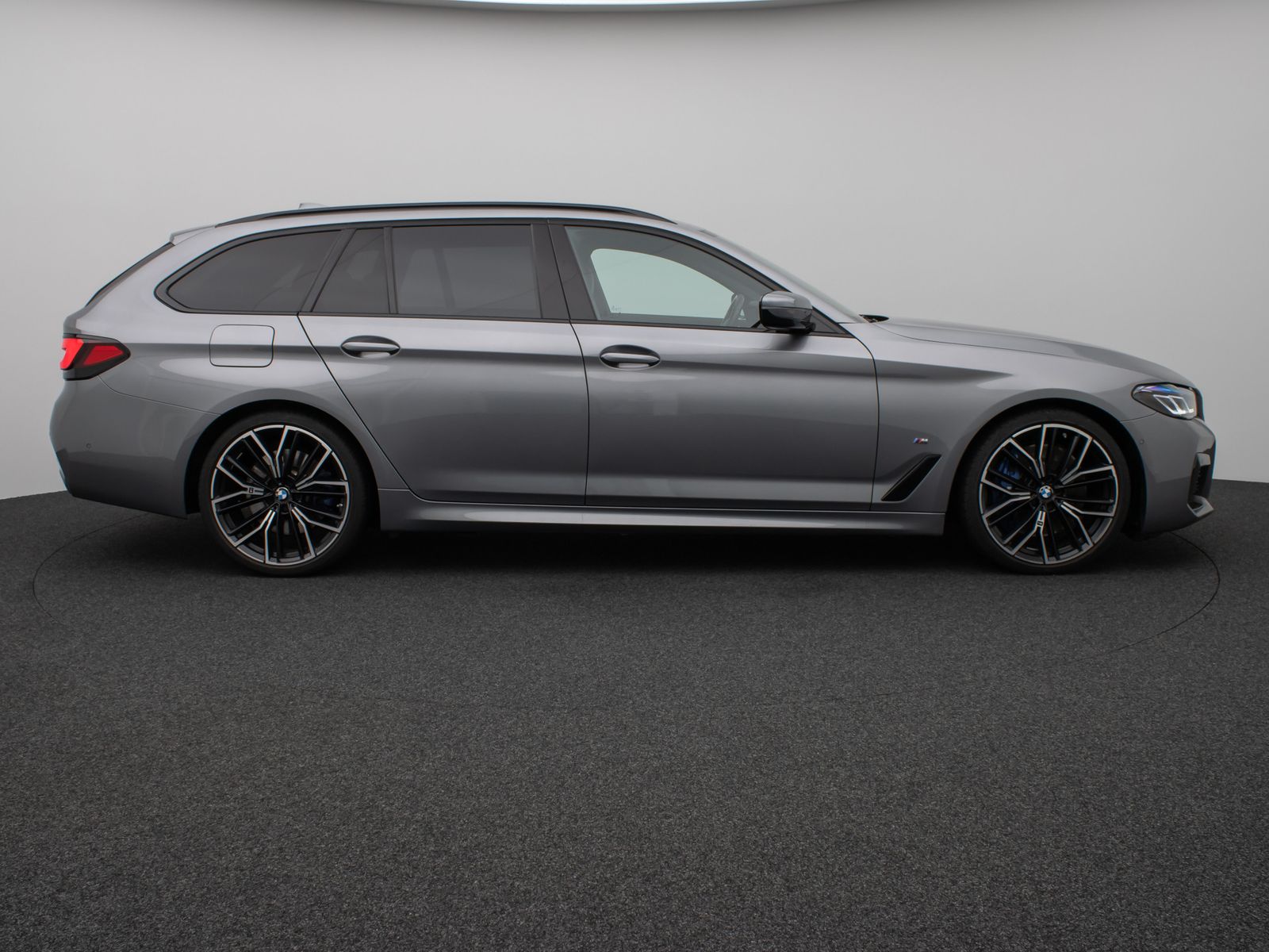 Fahrzeugabbildung BMW 540d xD M Sport Kamera Laser HUD DAB H/K Komfort