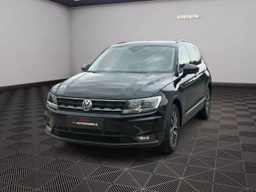 Volkswagen Tiguan - 1