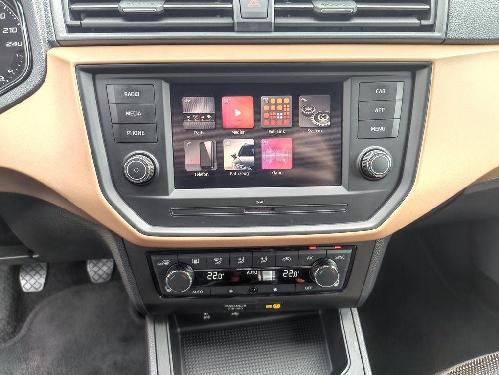 Fahrzeugabbildung SEAT Ibiza Xcellence 1.0 TSI + SHZ + Allwetter