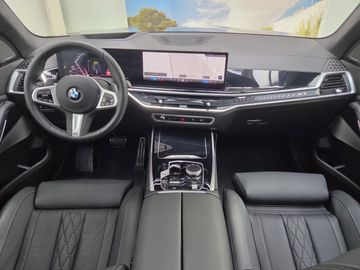 BMW X7 - 7