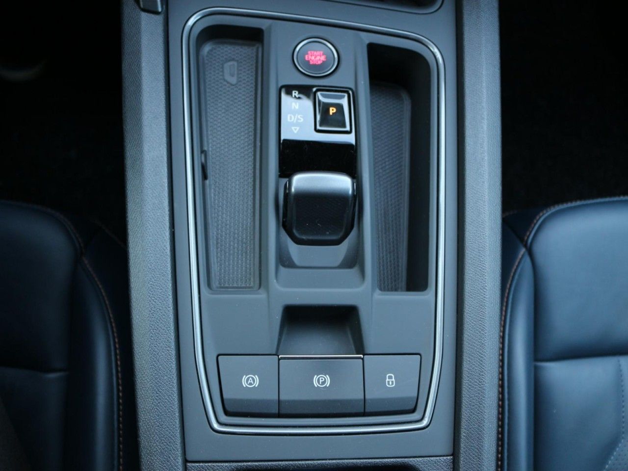 Fahrzeugabbildung CUPRA Leon VZ 2.0 TSI DSG