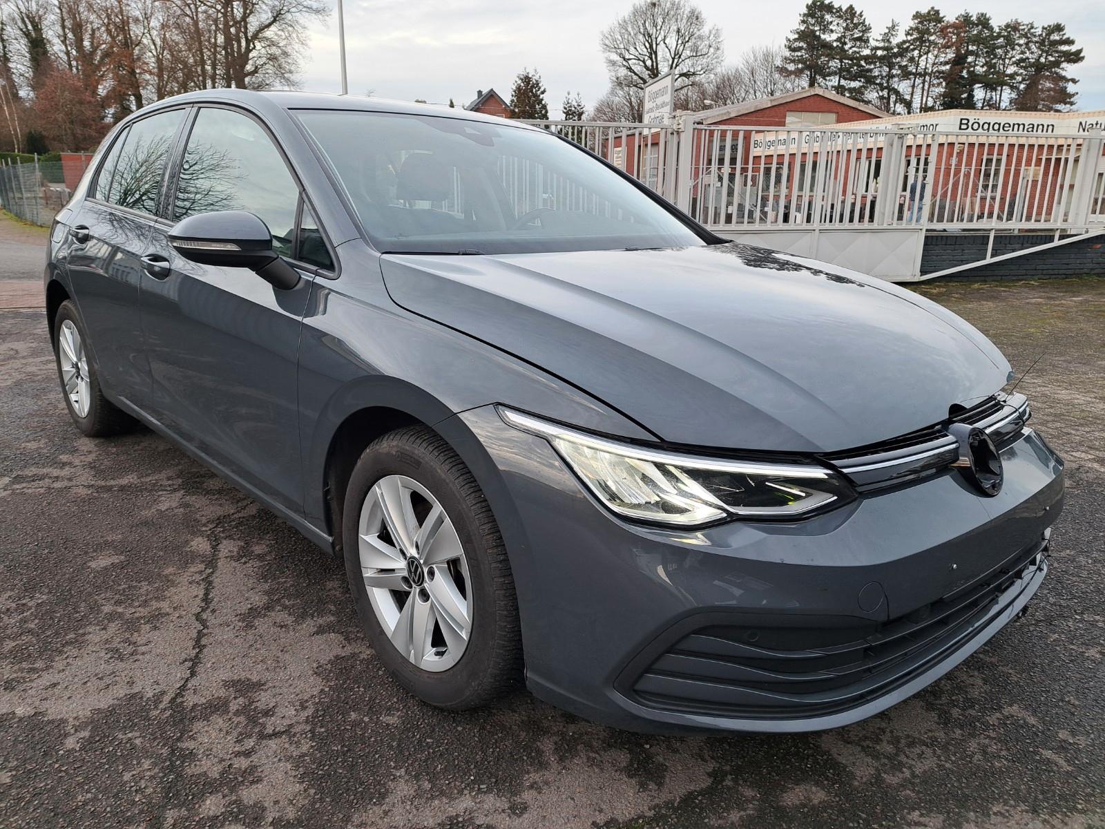 Volkswagen Golf VIII Lim. Life/LM/APP/Cruise/MFL/Limousine