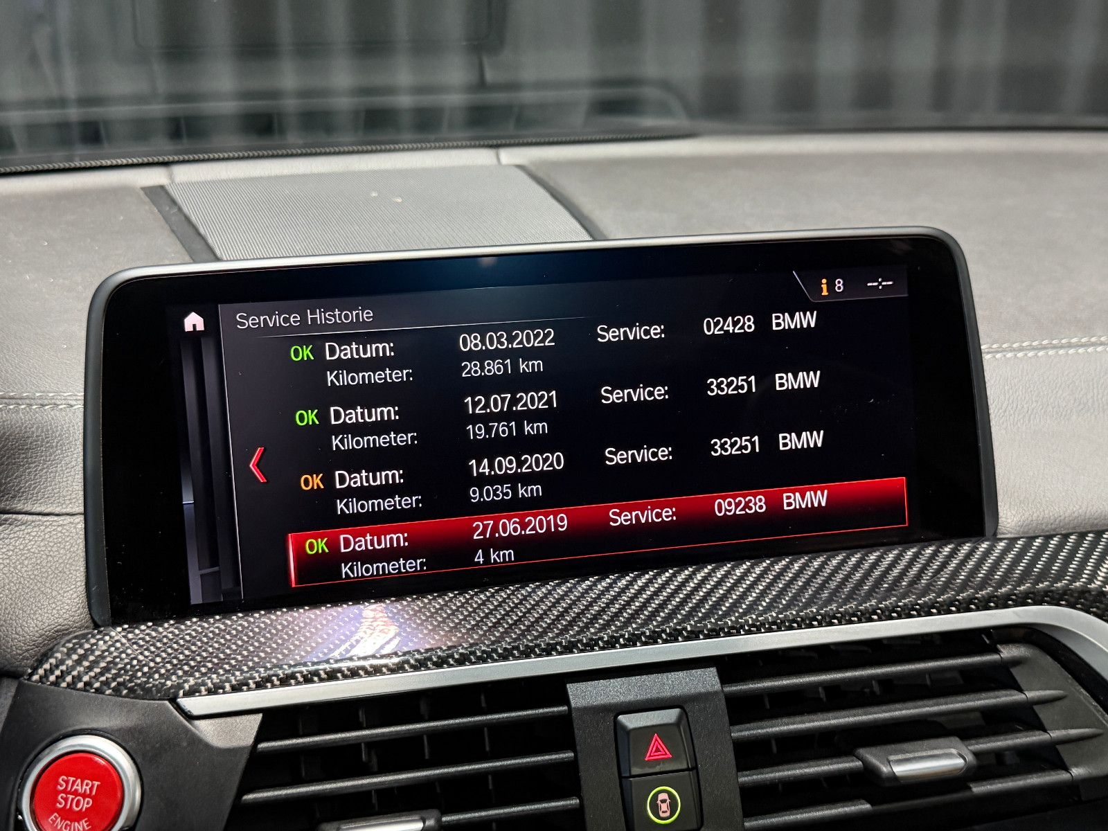 Fahrzeugabbildung BMW X3 M |H/K|HuD|PANO|LASER|INDIVIDUAL
