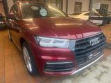 Audi Q5 quattro S tronic PanoD/LED/Navi/Kamera - Audi Q5: Tronic