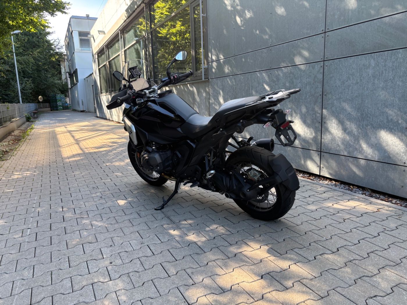 Fahrzeugabbildung BMW R 1300 GS Triple Black 3 Pakete