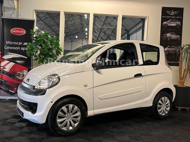 Microcar M.Go XXL Koffer Mopedauto FAHRER AIRBAG! 45 KM