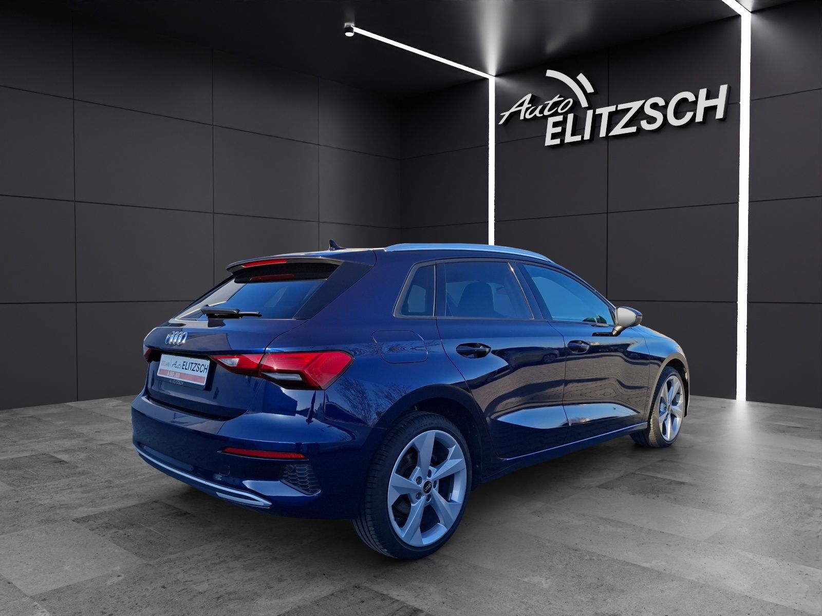 Fahrzeugabbildung Audi A3 Sportback 30 TFSI advanced Navi AVC ACC PDC S