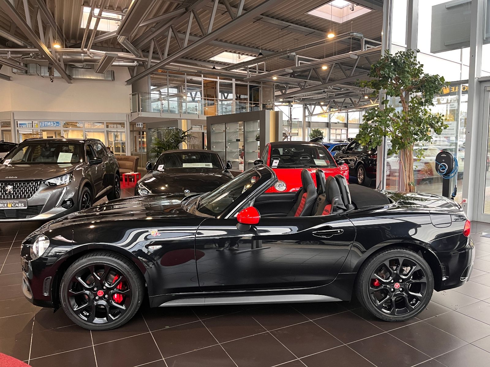 Fahrzeugabbildung Abarth 124 Spider Turbo Turismo LED LEDER NAV BOSE