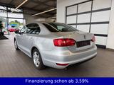 Volkswagen Jetta VI Comfortline*Sitzheizung*8-Fach* - Volkswagen Jetta aus 2011