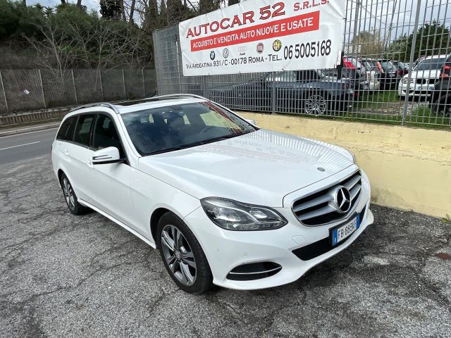 MERCEDES-BENZ E 220