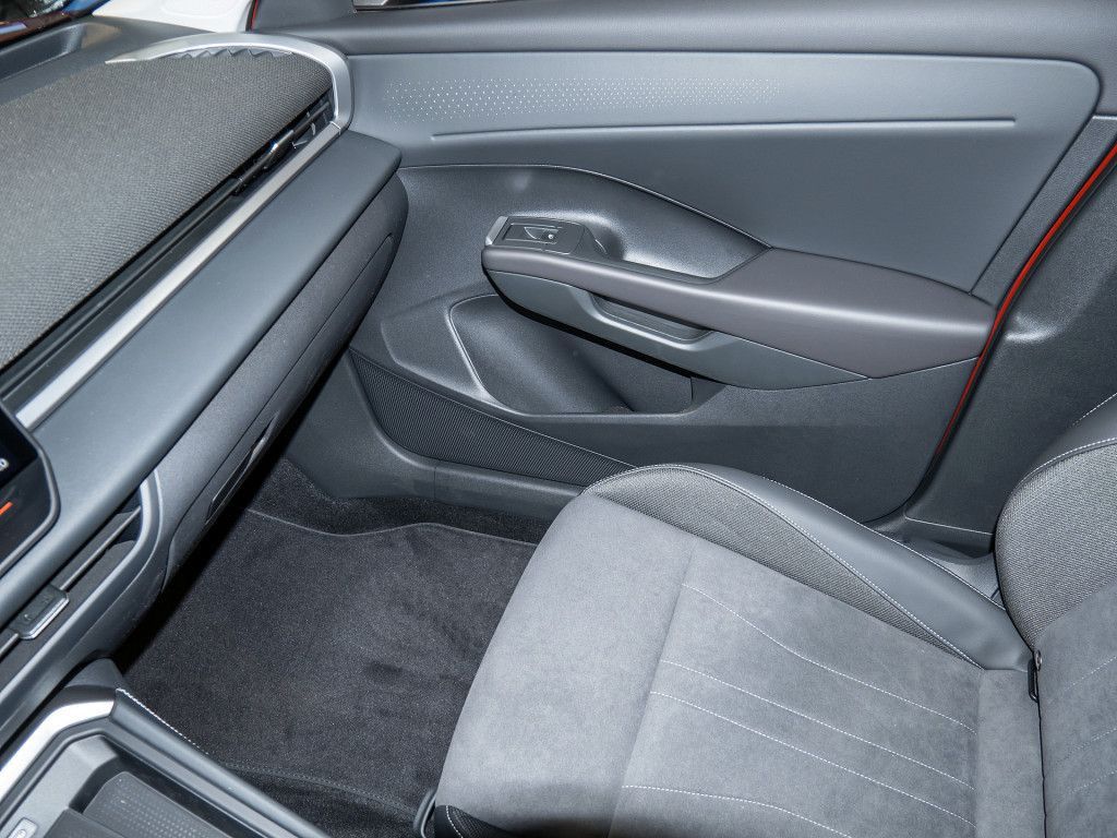Volkswagen T-Roc - Bild 13