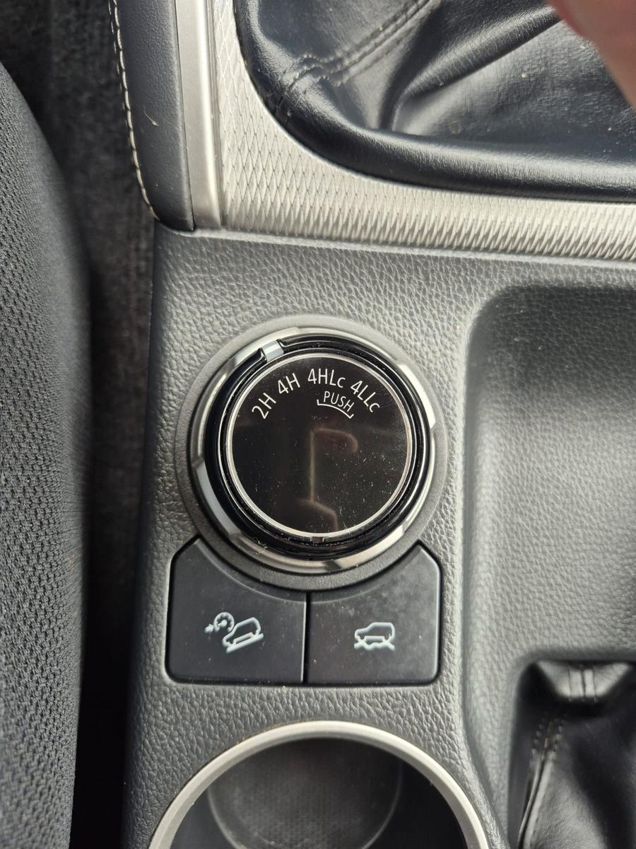 Mitsubishi L200 Spirit Doppelkabine 4WD