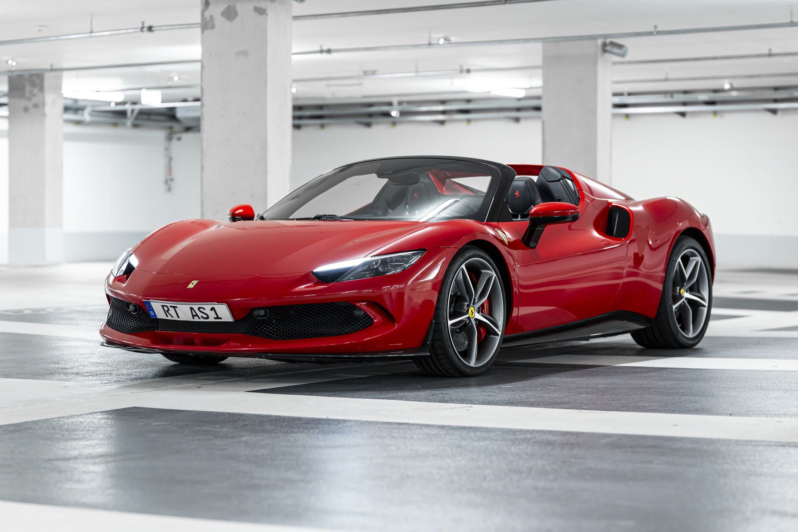 FERRARI 296 GTS