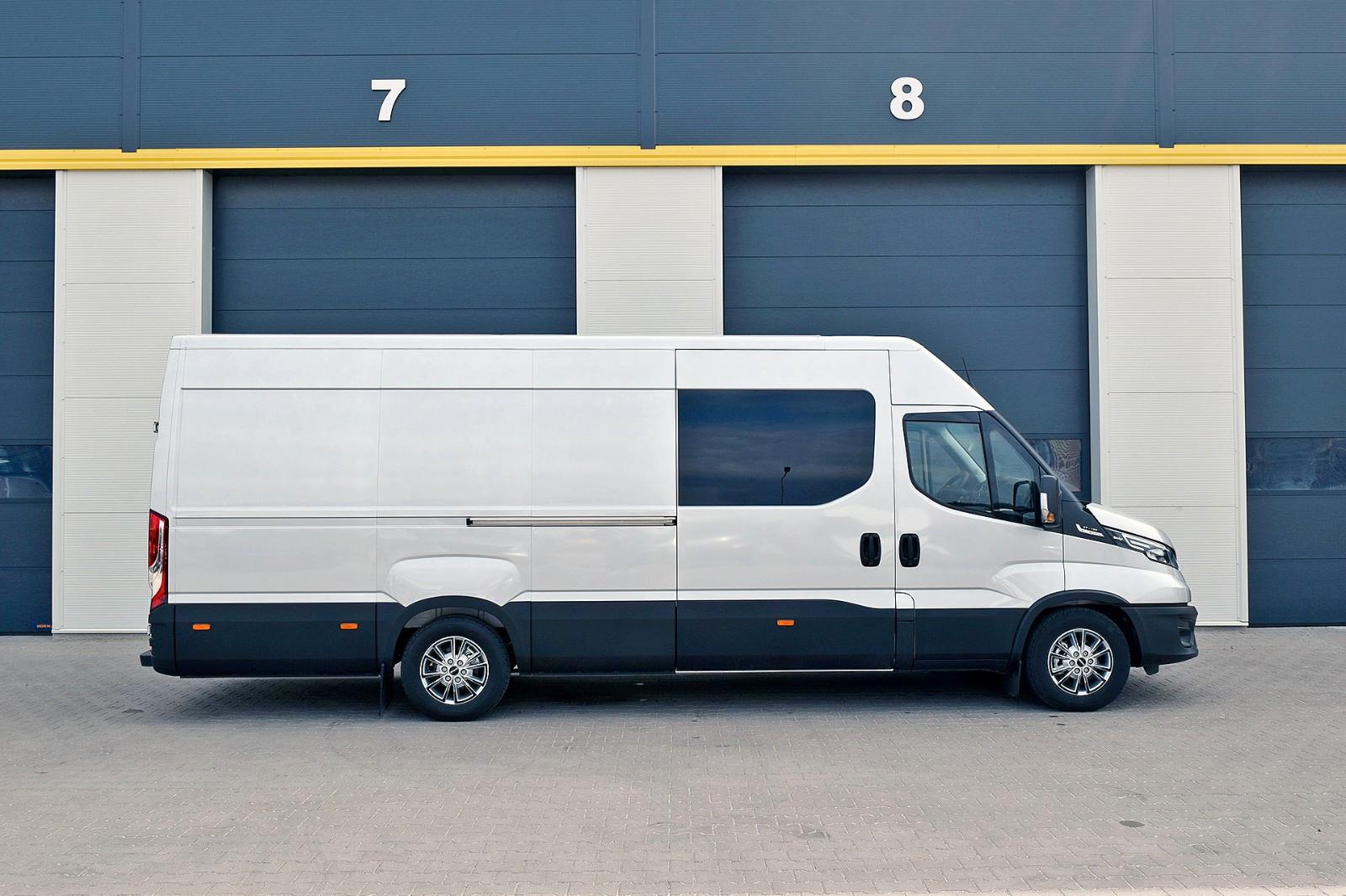 Iveco Daily L4H2 Doppelkabine Luftfahrwerk SOFORT