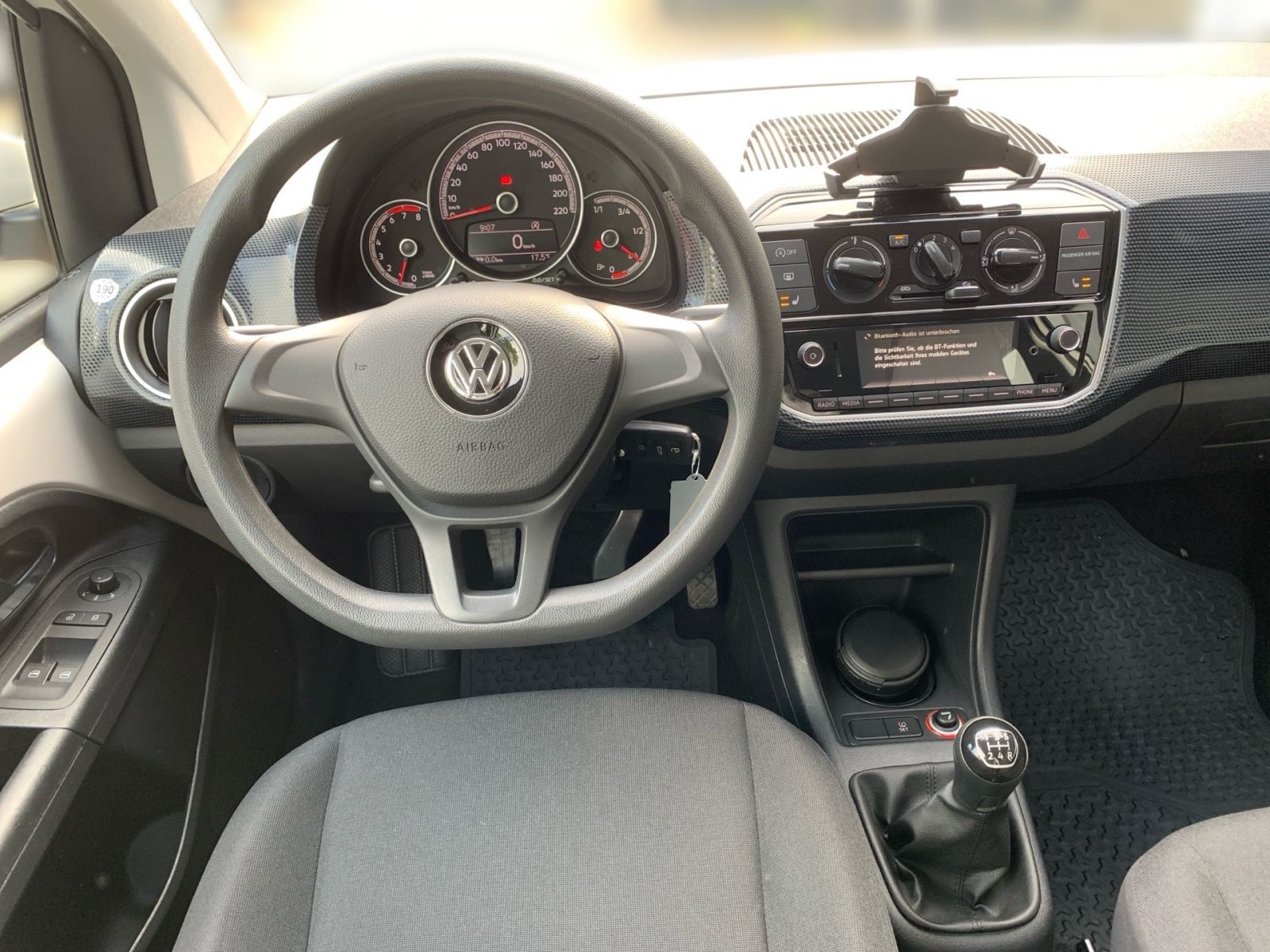 Fahrzeugabbildung Volkswagen up! 1.0 BMT move up! Sitzheizung 1Hd
