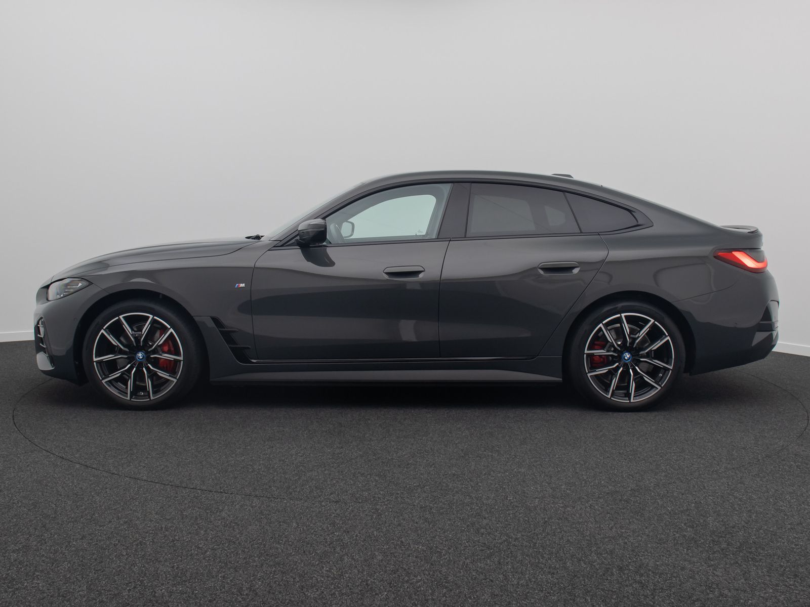 Fahrzeugabbildung BMW i4 eD35 M Sport GC Kamera DAB Widscreen 19Zoll