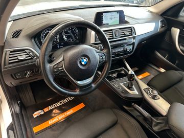 BMW 120 i Sport Line *LED*Navi*Schiebedach*