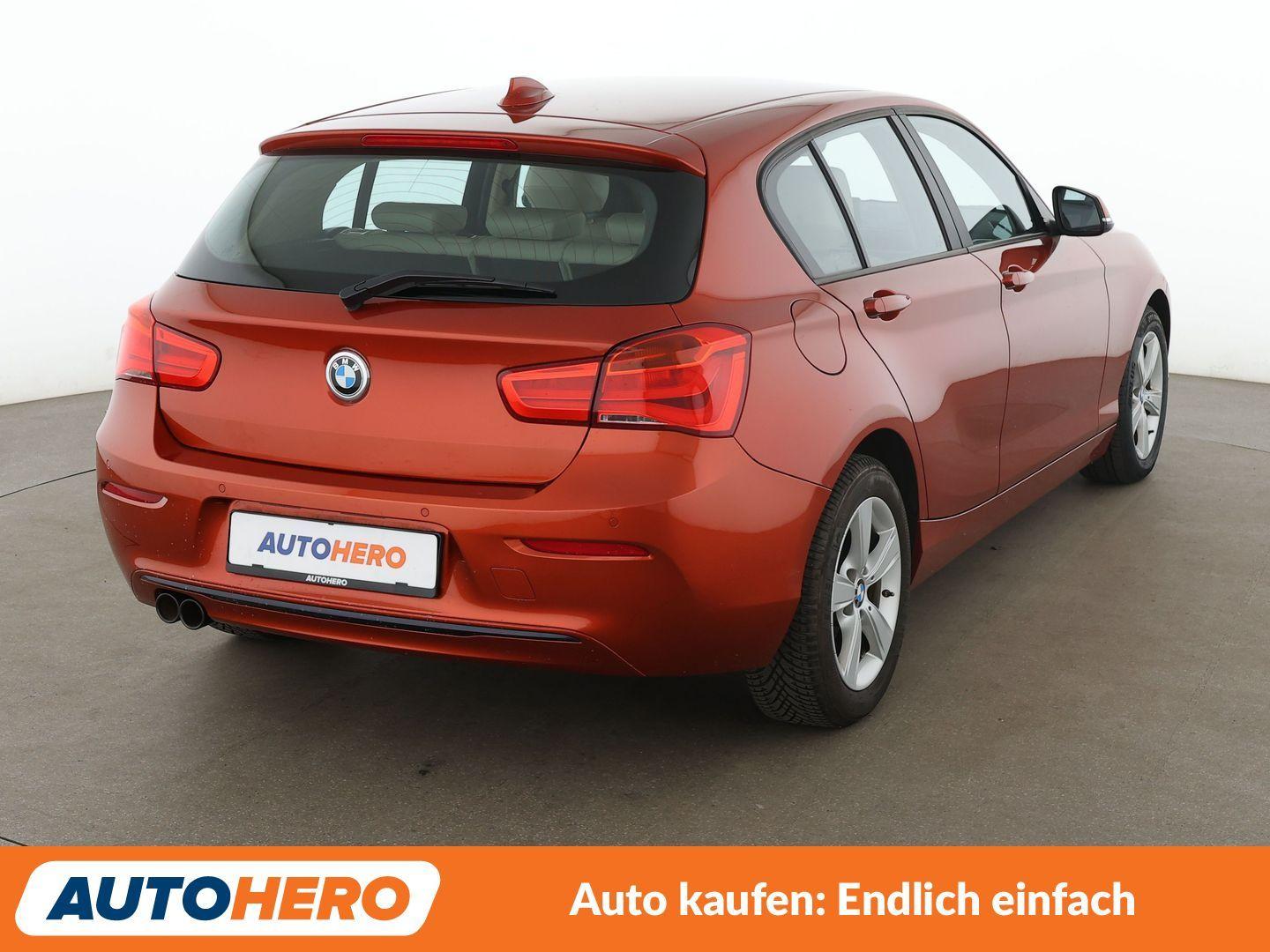 BMW 1er 120i Sport Line Aut.*NAVI*LED*TEMPO*PDC*SHZ*