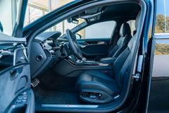AUDI A8 50TDI LANG/ STANDHZG./ 21"/ S-LINE/ FOND TV AUDI A8 50TDI LANG/ STANDHZG./ 21"/ S-LINE/ FOND TV