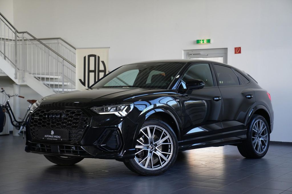 Image of Audi Q3