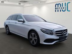 MERCEDES-BENZ E 220 d 4Matic /MultiBeam/Totwinkel+Spurhalte/